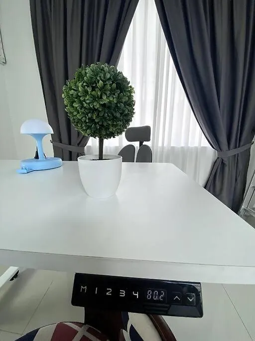 Holiday home Bukit Indah Double Storey House Nearby Aeon - Legoland - Tuas - 9Pax Johor Bahru